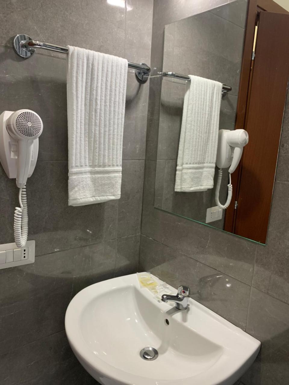 Tune Homes B&B Rome Extérieur photo